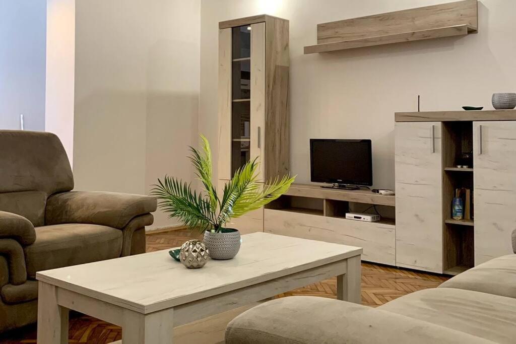 Central City Apartment Escópia Exterior foto